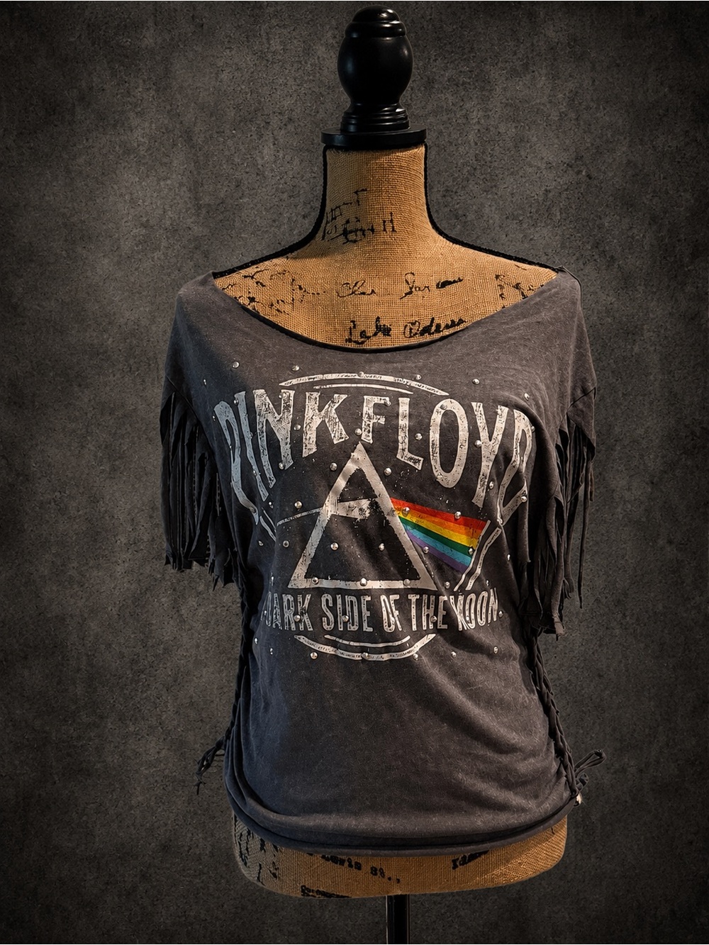Pink Floyd Gray Short Sleeve Fringe Tee with Rainbow Prism Graphic - Picture 1 of 4